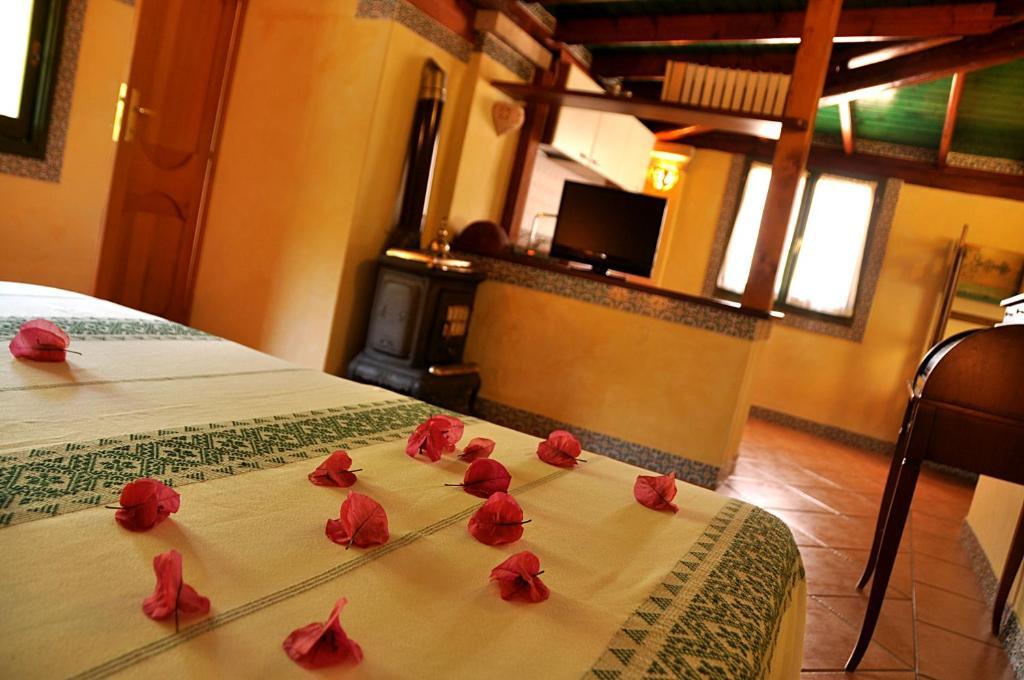 Hotel Fiore Di Maggio Villasimius Habitación foto